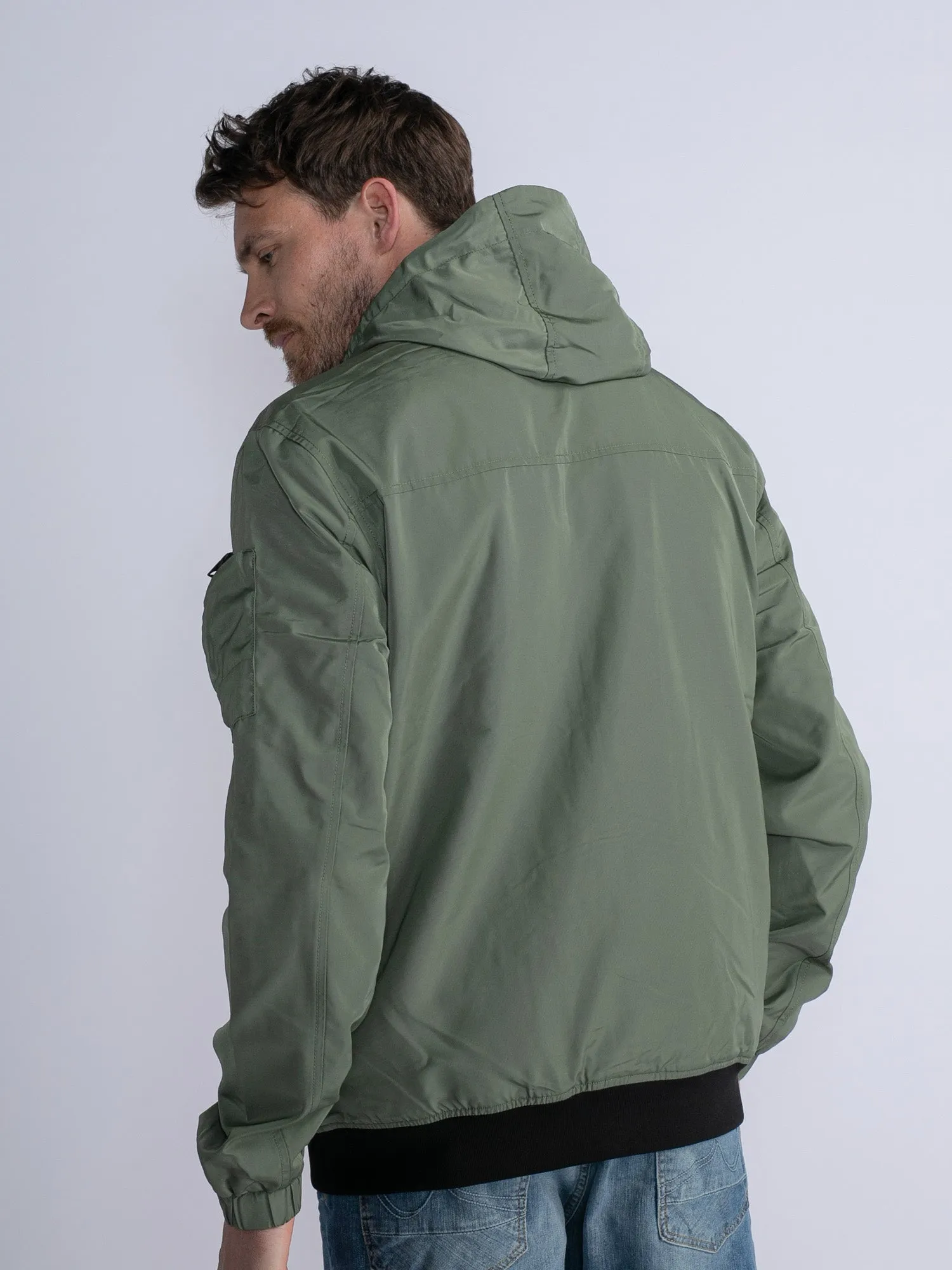 Lightweight jacket